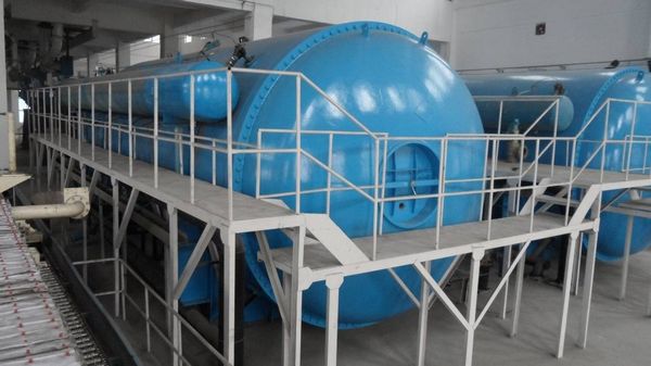 建設(shè)集團承建的陜西彬長大佛寺洗煤廠“巨無霸”級別設(shè)備GPJ-120型加壓過濾機成功安裝