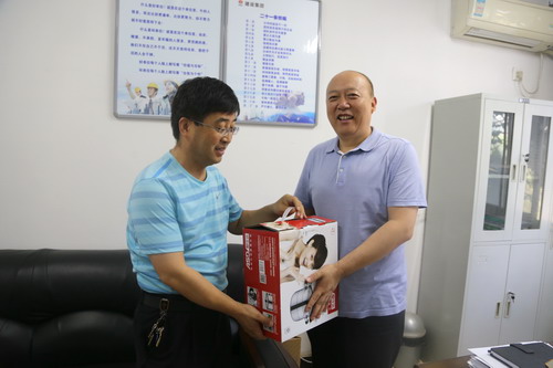 銅川分公司領導親切慰問復轉軍人