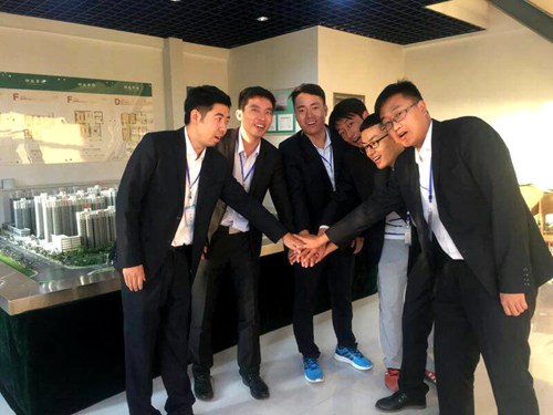 夢(mèng)想，堅(jiān)持，輝煌