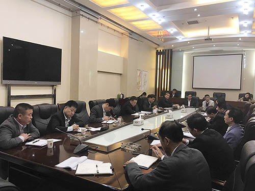 建設(shè)集團(tuán)聯(lián)合黨委理論中心組集中專題學(xué)習(xí)十九大報(bào)告