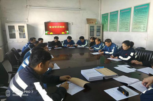 洗選煤運(yùn)營公司洗煤廠：緊貼現(xiàn)場(chǎng)抓安全 筑牢安全生產(chǎn)防線