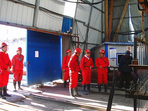 建設(shè)集團副總經(jīng)理王明智深入礦建二公司小保當三項目部檢查指導(dǎo)工作