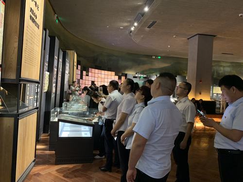 陜煤建設(shè)洗選煤運營公司澄合山陽黨支部 “主題黨日+”活動迎接建黨98周年