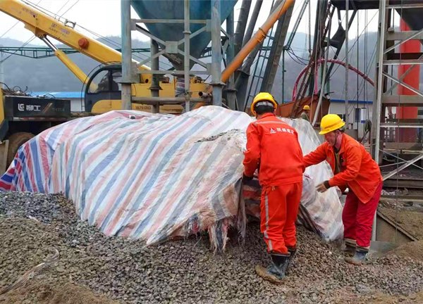 陜煤建設(shè)礦建三公司崔木項(xiàng)目部：冬季施工“不降溫”   全力以赴推進(jìn)項(xiàng)目建設(shè)