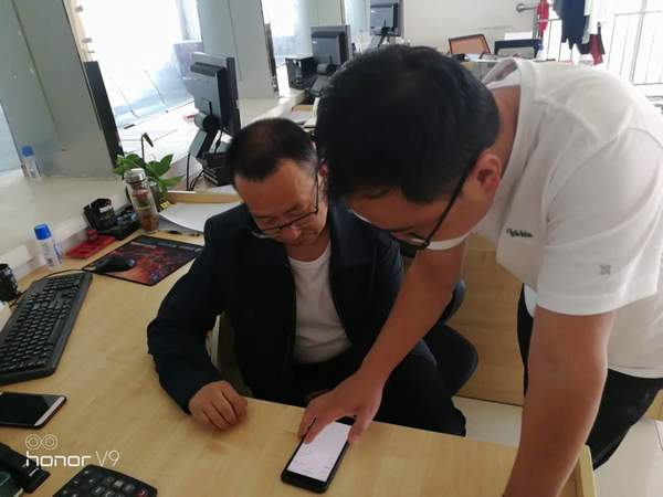 陜煤建設(shè)掘進(jìn)公司：面對面服務(wù)讓個稅改革紅利惠及每位員工