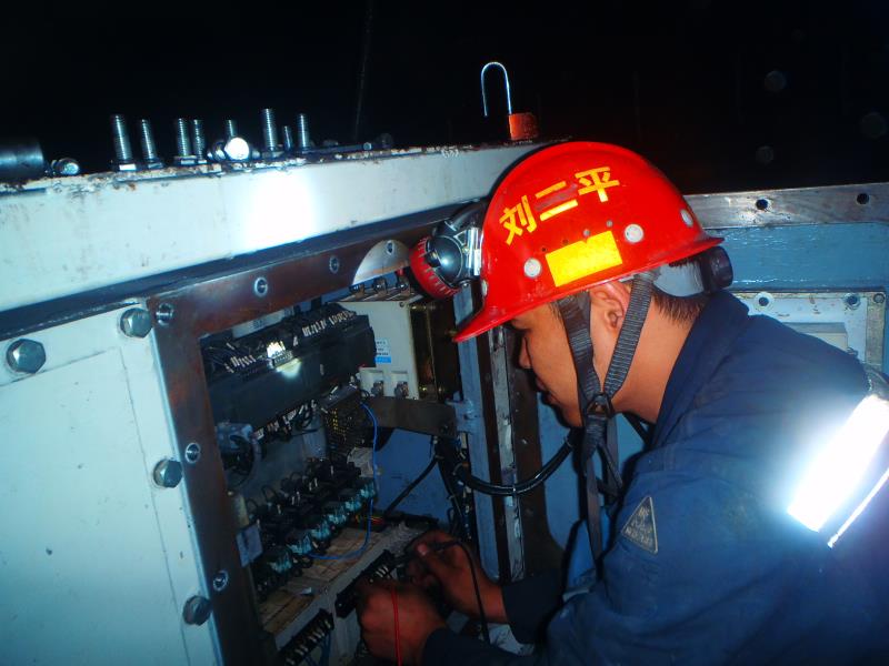 陜煤建設(shè)掘進(jìn)公司：1207米！一機(jī)雙巷掘進(jìn)再創(chuàng)佳績