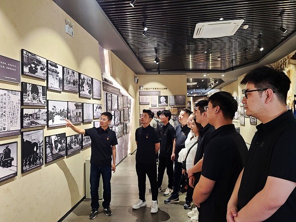 陜煤建設(shè)澄合分公司各單位開(kāi)展紅色尋訪豐富主題黨日活動(dòng)