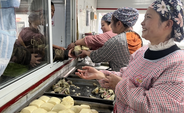 陜煤礦建三公司天山（二號井）項目部：“端午節(jié)”遇上“安全月”，“粽”享安全