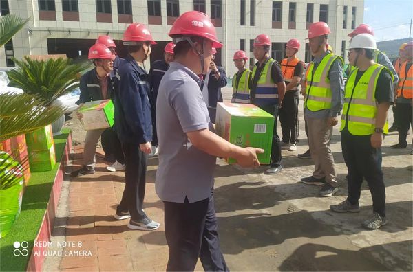 陜煤建設(shè)天工公司土建四部：高溫施工忙  “烤”驗(yàn)有“涼”策