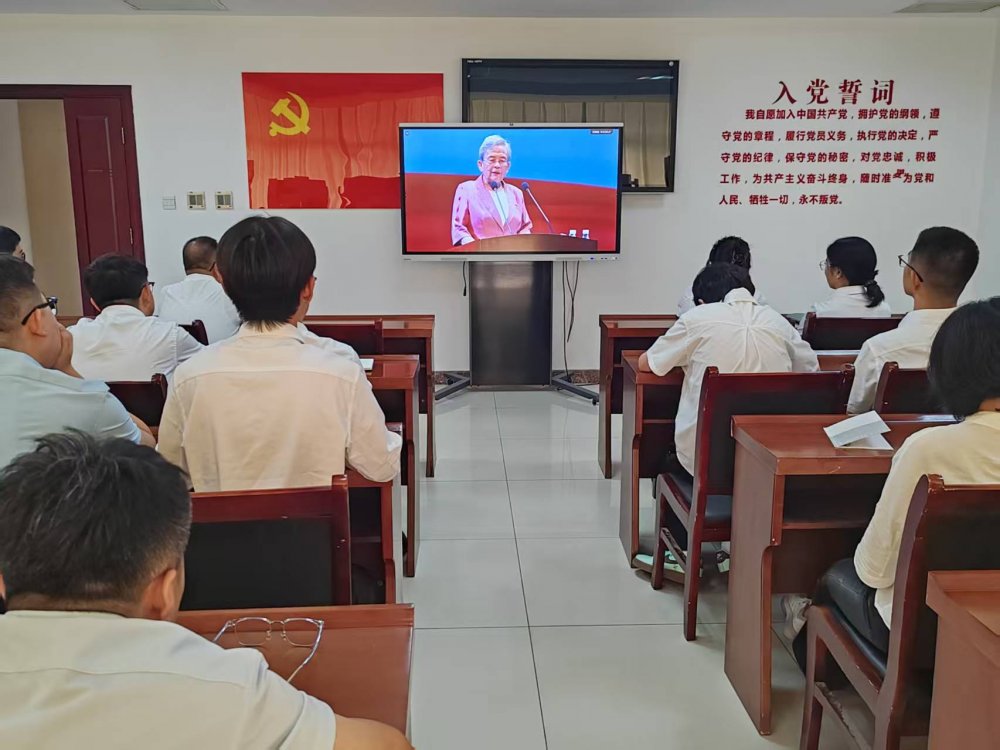 陜煤建設(shè)煤礦運(yùn)營服務(wù)分公司：深學(xué)先進(jìn)黨員事跡 凝聚高質(zhì)量發(fā)展新動能