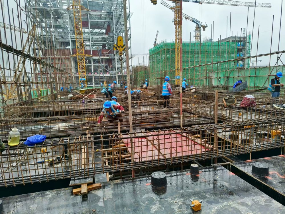 陜煤建設(shè)韓城分公司土建四項目部:雙節(jié)攻堅奏強音,項目建設(shè)破浪行