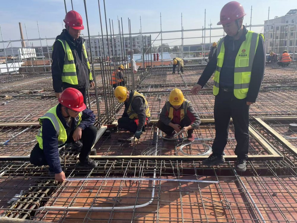 陜煤建設(shè)內(nèi)蒙古分公司第一項目部:一團(tuán)隊攻堅雙項目,全力沖刺四季度“全年紅”