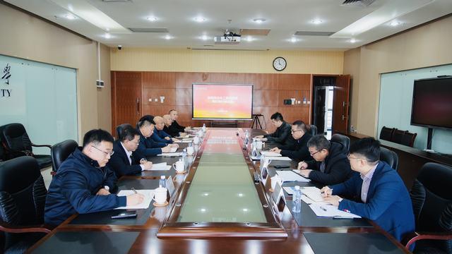 陜煤建設(shè)與西安電子科技大學(xué)座談:聚焦“技術(shù)+人才” 共探校企合作新路徑