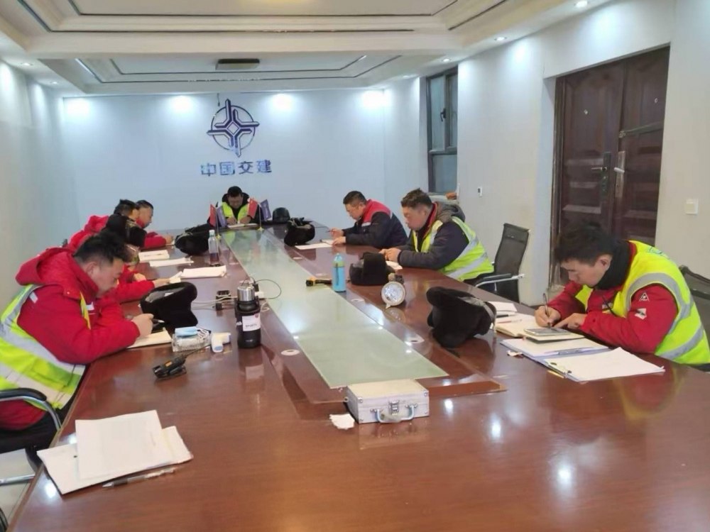 陜煤建設(shè)礦建三公司：天山之巔的鋼骨脊梁