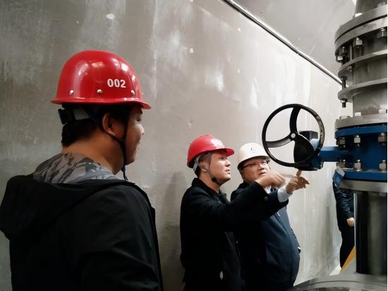 筑路架橋十余載，我們與改革共成長(zhǎng)