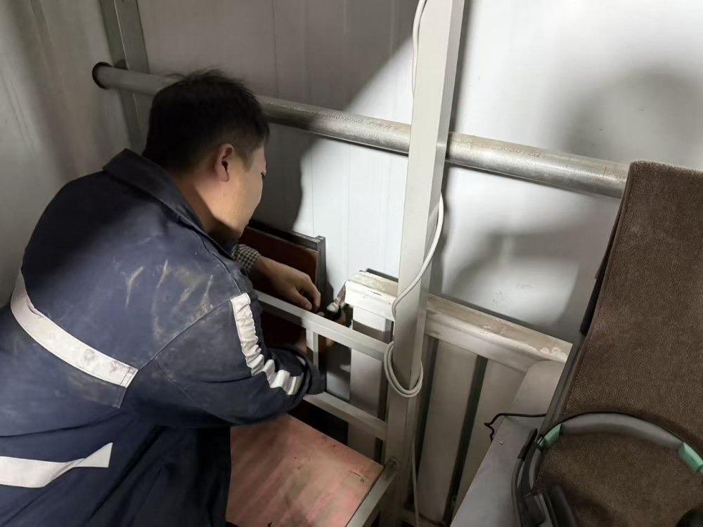 陜煤建設煤礦運營服務分公司：小寒不寒，暖流涌動