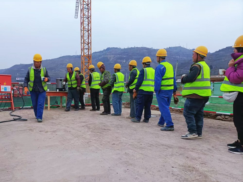 陜煤建設(shè)韓城分公司土建六項(xiàng)目部：跑好新春“第一棒”，韓城北站物流集運(yùn)中心項(xiàng)目樁基礎(chǔ)建設(shè)階段性工程圓滿完成